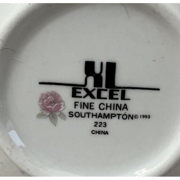 Excel Fine China Southampton 223 Sugar Bowl. 1993 - Picture 10 of 13
